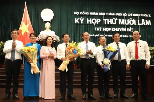 Phê chuẩn kết quả bầu, miễn nhiệm Phó Chủ tịch UBND TPHCM