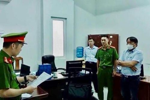 Khởi tố nguyên Giám đốc chi nhánh Văn phòng Đăng ký đất đai thị xã Vĩnh Châu