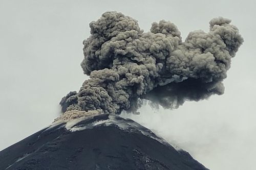 Núi lửa Tungurahua ở Ecuador ghi nhận hoạt động địa chấn tăng cao