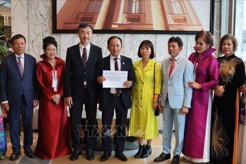Quyên góp, ủng hộ bà con tiểu thương Ba Lan chịu ảnh hưởng của hỏa hoạn