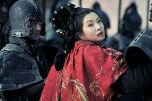 Vị tướng vô dụng nhất Tam Quốc: Ngậm ngùi nhìn vợ bị bắt đi ban thưởng cho Quan Vũ