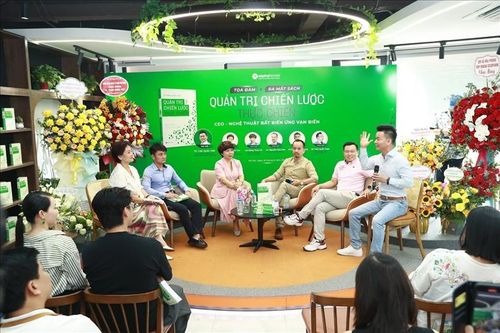 TS. Trần Quốc Việt ra mắt sách về quản trị chiến lược thực chiến