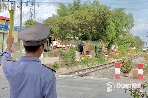 Tái diễn tình trạng ném đá tàu hỏa