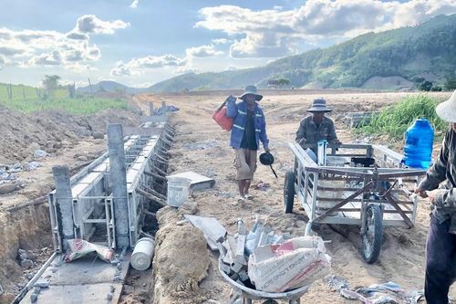 Đẩy nhanh thi công Dự án sắp xếp, bố trí dân cư buôn Ma Giai