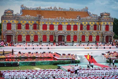 Festival Huế và những di sản 'động đậy'