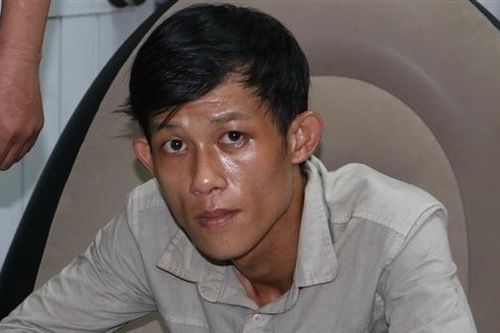 Con nghiện nhiều tiền án, tàng trữ ma túy cùng 2 khẩu súng