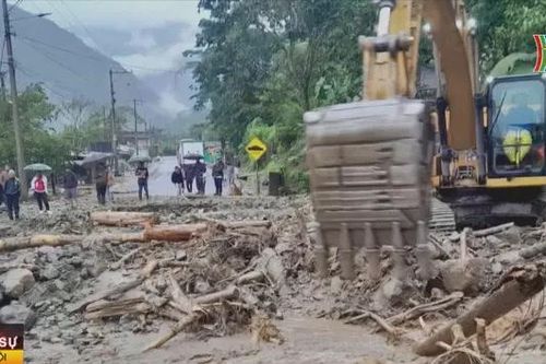 Lở đất nghiêm trọng ở Ecuador, 30 người mất tích