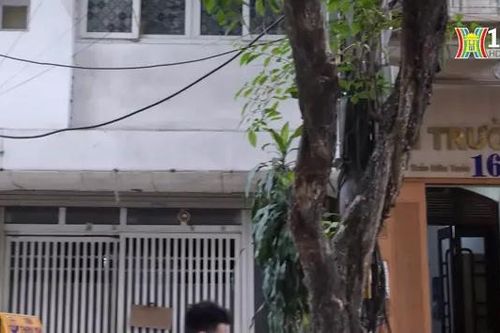 Nhà loạn số, đánh đố người tìm