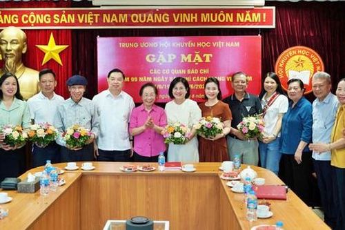 Hội Khuyến học Việt Nam gặp mặt các cơ quan báo chí nhân kỷ niệm 99 năm Ngày Báo chí cách mạng Việt Nam