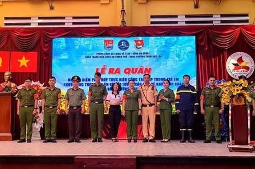 Công an TPHCM ra quân cao điểm xử lý người lang thang, xin ăn, sinh sống nơi công cộng