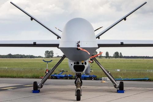 Mỹ 'tiến thoái lưỡng nan' trong cuộc chiến UAV