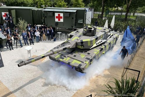 Châu Âu ra mắt loạt xe tăng siêu tối tân tại Triển lãm Eurosatory 2024