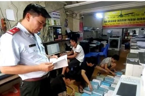 Xử phạt vi phạm hành chính đối với 3 cơ sở photocopy tại Hà Nội