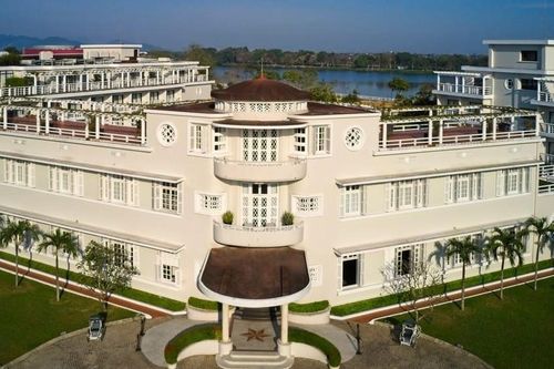Khách sạn ngoại ô tốt nhất Việt Nam 2024
