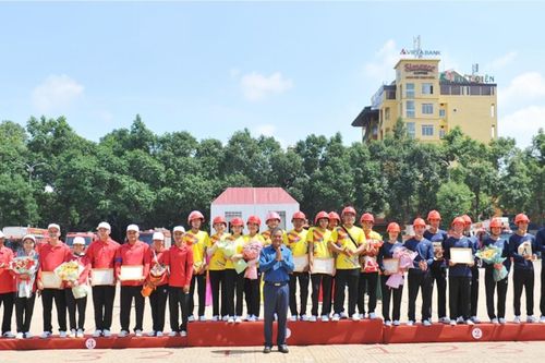 Đội thi Đắk Lắk dẫn đầu Hội thi Tổ liên gia phòng cháy, chữa cháy khu vực IV