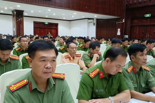 Nâng cao nghiệp vụ pháp luật về xử phạt vi phạm hành chính trong Công an nhân dân