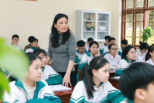 Những cô giáo dạy Văn nặng lòng với giáo dục
