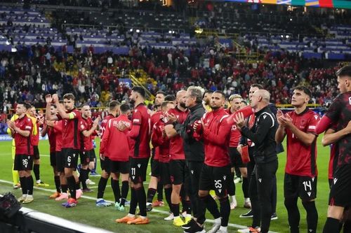 UEFA sắp trừng phạt tuyển Albania tại EURO 2024
