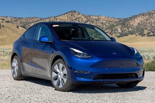Top 10 xe ô tô bán chạy nhất thế giới năm 2023: Tesla Model Y xuất sắc dẫn đầu