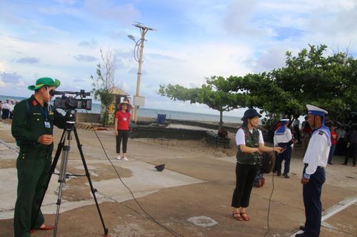 Kinh nghiệm tác nghiệp nơi đầu sóng ngọn gió