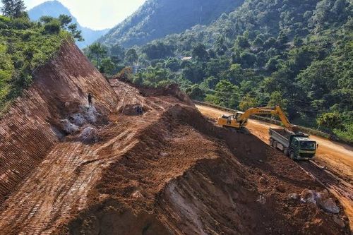 Giải quyết mặt bằng cho dự án kết nối giao thông các tỉnh miền núi phía Bắc