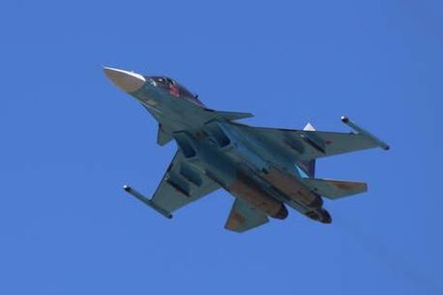 Bộ Quốc phòng Nga nhận thêm lô máy bay ném bom Su-34