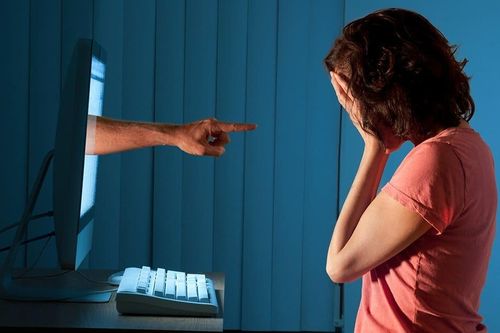 Sử dụng hình ảnh không xin phép, một nữ sinh Nhật Bản bị sát hại?