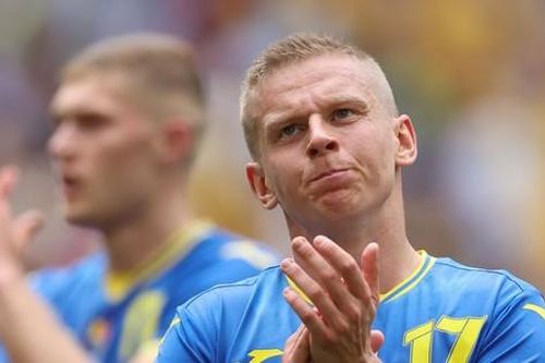 Ukraine thua bạc nhược, Zinchenko thừa nhận 'không dám nhìn vào mắt người hâm mộ'