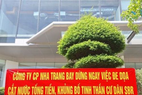 Yêu cầu chủ đầu tư cấp điện thang máy trở lại cho 704 hộ dân chung cư ở Nha Trang
