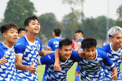 Euro 2024: Ukraine thảm bại trước Romania; Đội bóng của HLV Park Hang-seo mất 5 tỷ đồng tiền thưởng