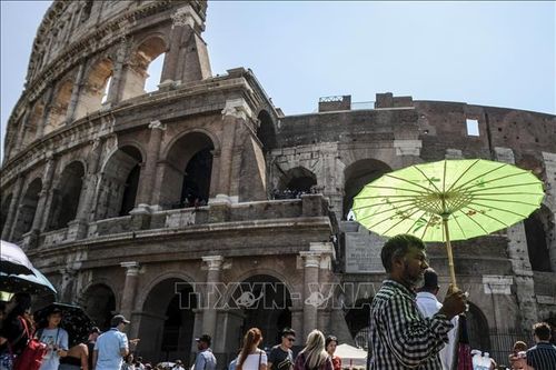Italy hứng chịu nắng nóng đến sớm khi bắt đầu mùa Hè