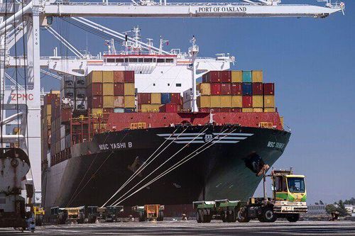 Trung Quốc tăng mạnh xuất khẩu có phải nguyên nhân khiến giá cước vận tải biển tăng nóng?
