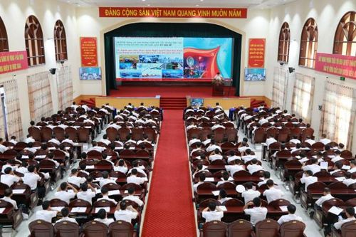 Vùng 4 Hải quân tổ chức hội nghị học tập các chuyên đề sĩ quan năm 2024