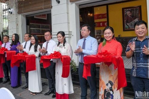 Ra mắt Không gian trưng bày, trải nghiệm và giới thiệu sản phẩm Báo Nhân Dân