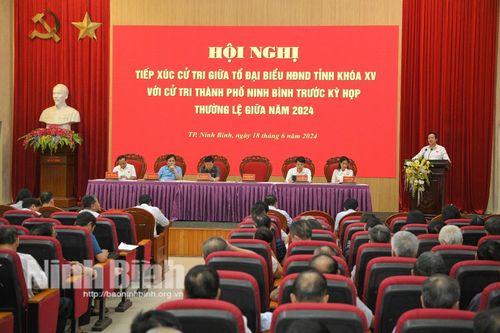 Đại biểu HĐND tỉnh tiếp xúc cử tri thành phố Ninh Bình