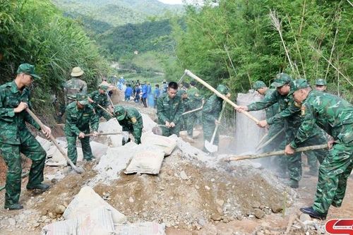 Sốp Cộp phát triển giao thông nông thôn