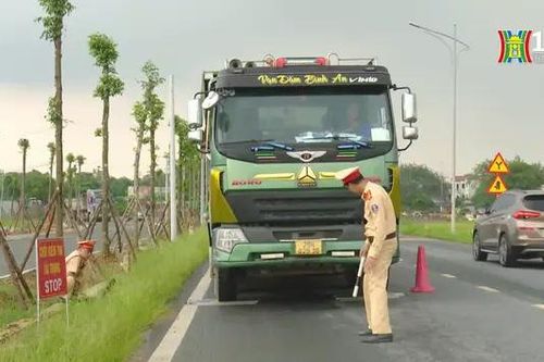 Xe quá tải nhiều cách né công an