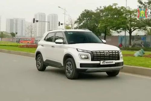 Huyndai giảm giá bán lẻ nhiều mẫu xe
