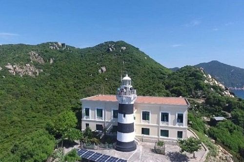 'Mắt biển' ở vịnh Nha Trang có gì đặc biệt mà du khách thích mê?