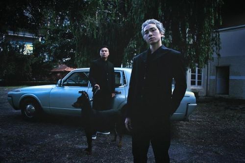 Karik phát hành MV mới kết hợp cùng rapper huyền thoại Thai VG