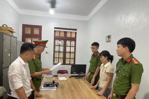 Khai khống hồ sơ, hiệu trưởng trường mầm non ở Bắc Giang bị bắt