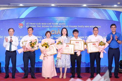 Trao giải báo chí toàn quốc về công tác Đoàn