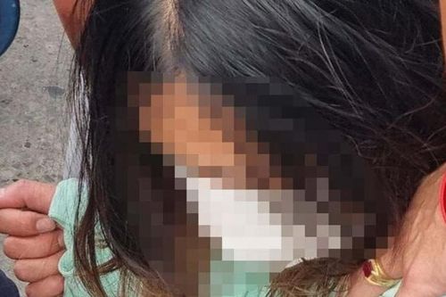 Kịp thời ngăn chặn người phụ nữ nhảy cầu Chương Dương