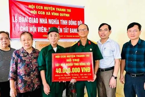 Hội Cựu Chiến binh huyện Thanh Trì: trao nhà 'Nghĩa tình đồng đội' cho hội viên