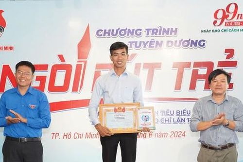 Thành Đoàn TP. HCM tuyên dương 28 phóng viên, biên tập viên tiêu biểu hoạt động trong lĩnh vực báo chí
