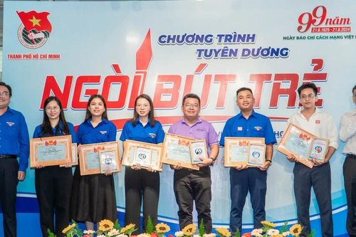 Tuyên dương Giải thưởng 'Ngòi bút trẻ' lần thứ 11 - năm 2024