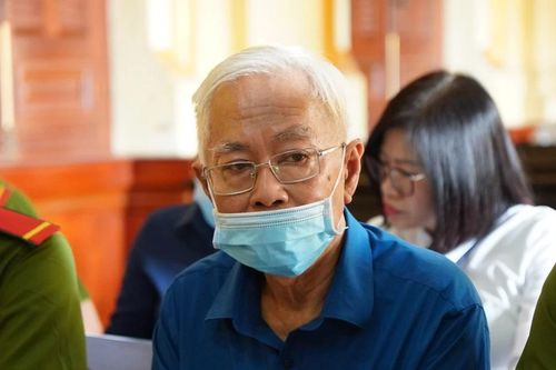 Cựu Tổng Giám đốc Ngân hàng Đông Á Trần Phương Bình qua đời