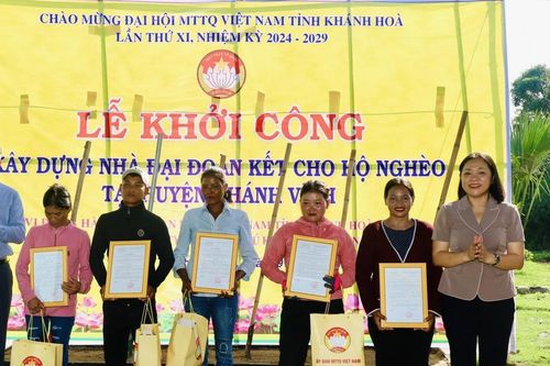 Khánh Hòa: Bí thư Tỉnh ủy Nguyễn Hải Ninh dự lễ Khởi công xây dựng 100 căn nhà Đại đoàn kết