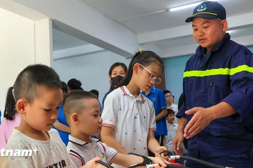 Các bậc phụ huynh cần cẩn trọng khi con ở nhà một mình dịp nghỉ Hè
