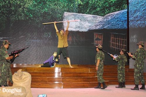 Nhà hát Nghệ thuật Đồng Nai diễn báo cáo 4 trích đoạn cải lương